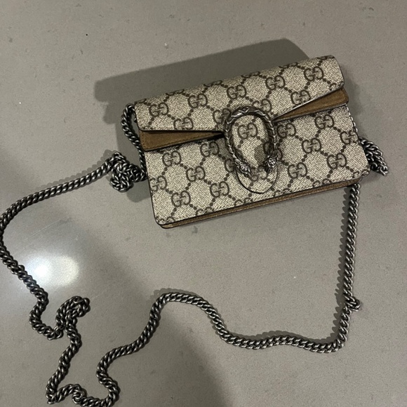 Gucci DIONYSUS GG SUPER MINI BAG - Picture 2 of 11